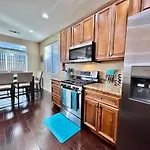 Close To Smf-Comfortable King Mattress-Garage Park
